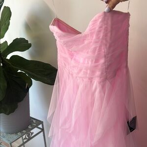 Elegant Pink Strapless Lulus Dress